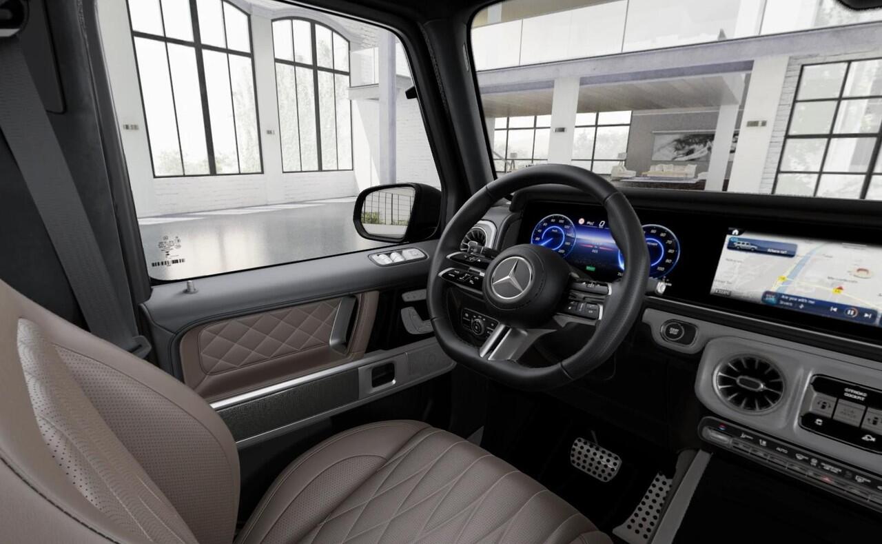 Mercedes-Benz G-KLASSE 580 EQ 116 kWh AMG Line | Schuifdak | SUPERIOR Line interieur | Warmtecomfortpakket | Treeplanken in zwart | Comfortpakket | Burmester |