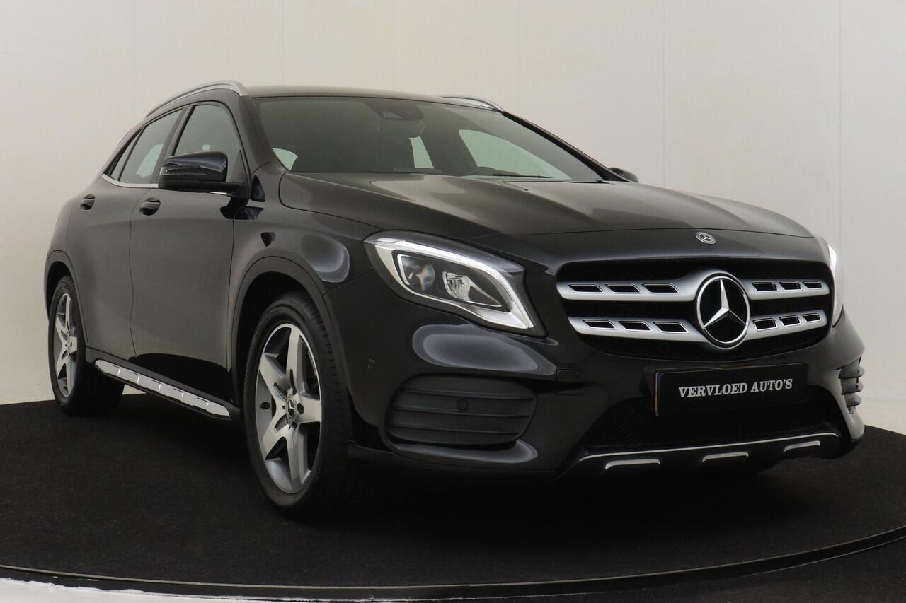 Mercedes-Benz GLA-KLASSE 180 BUSINESS SOLUTION AMG -CRUISE|AMG-STYLING|18"|STOELVERWARMING