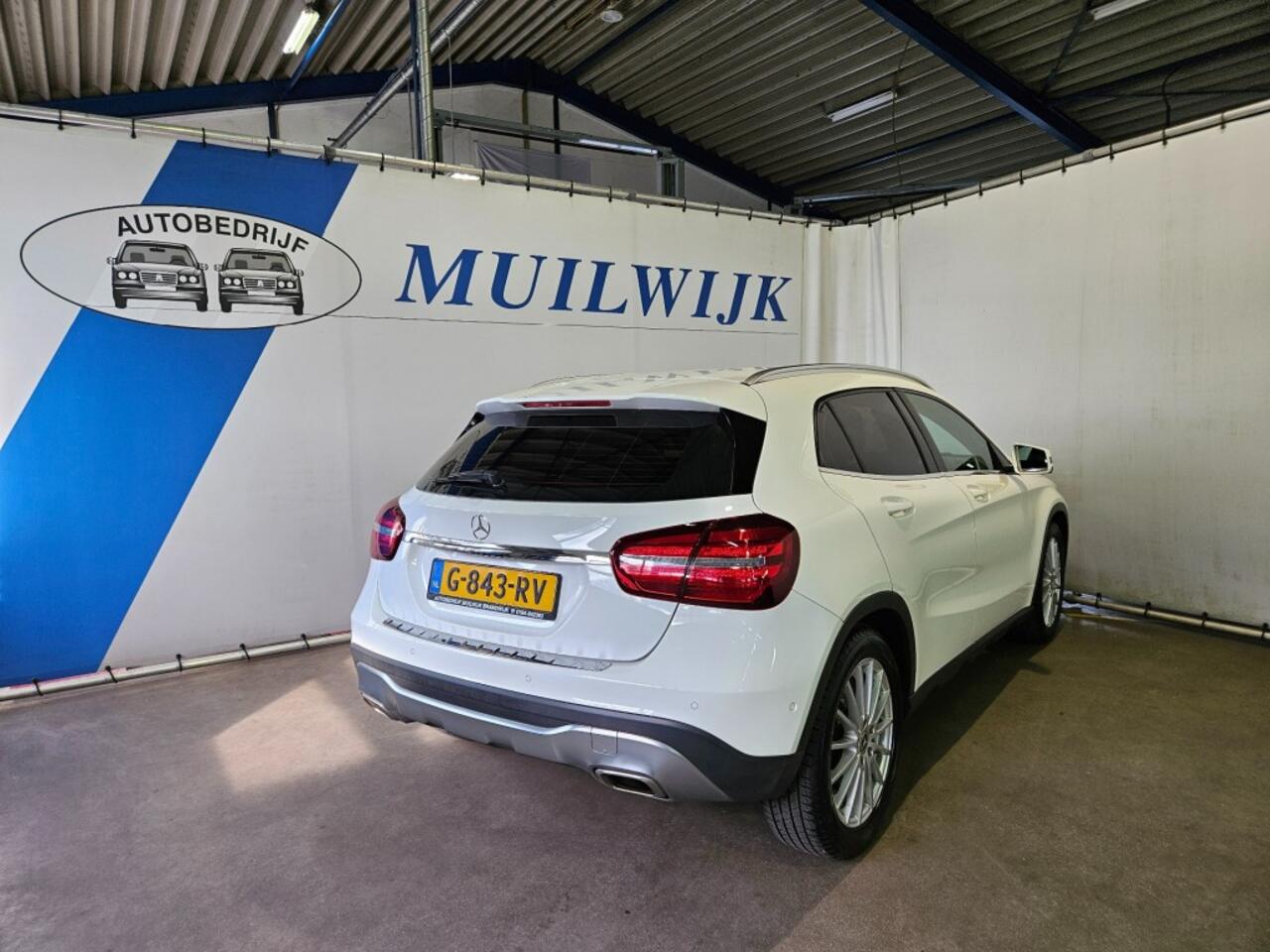 Mercedes-Benz GLA-KLASSE GLA Klasse 180 Sport Edition Premium Plus