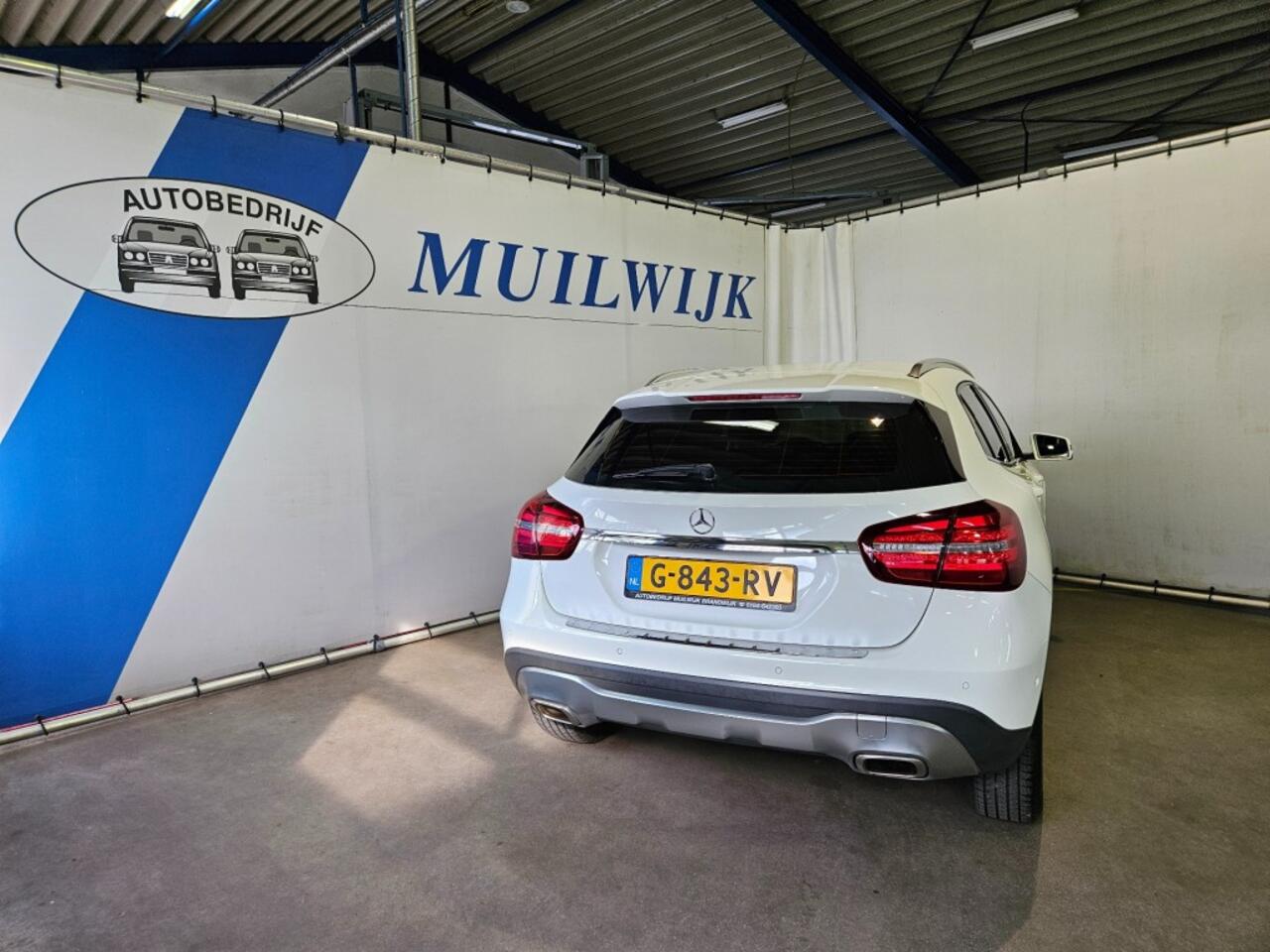 Mercedes-Benz GLA-KLASSE GLA Klasse 180 Sport Edition Premium Plus