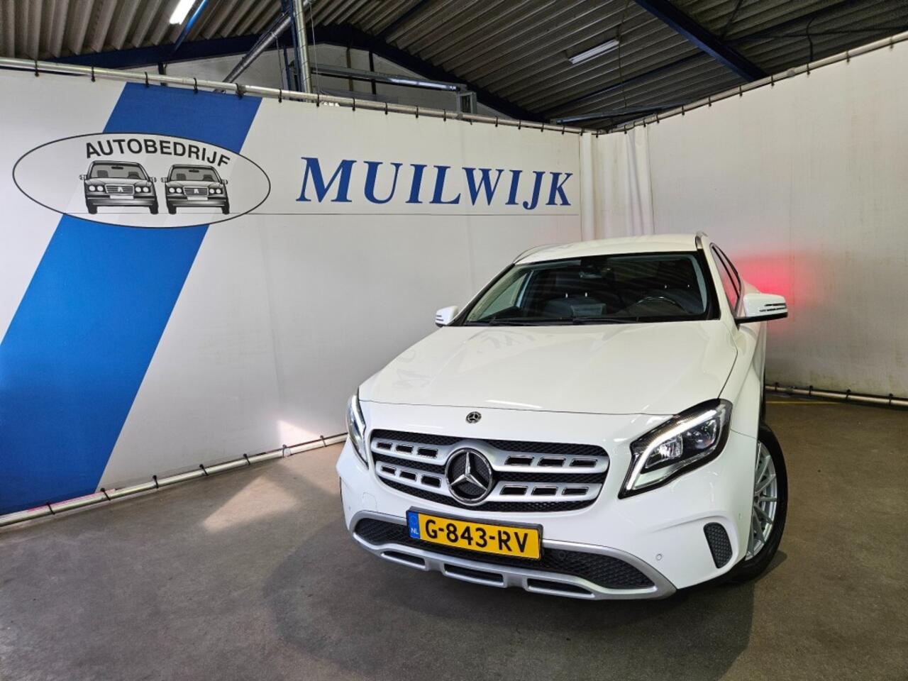 Mercedes-Benz GLA-KLASSE GLA Klasse 180 Sport Edition Premium Plus