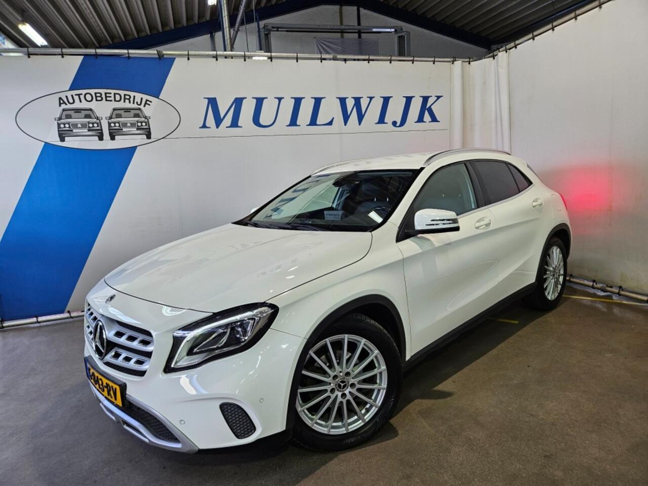 Mercedes-Benz GLA-KLASSE GLA Klasse 180 Sport Edition Premium Plus