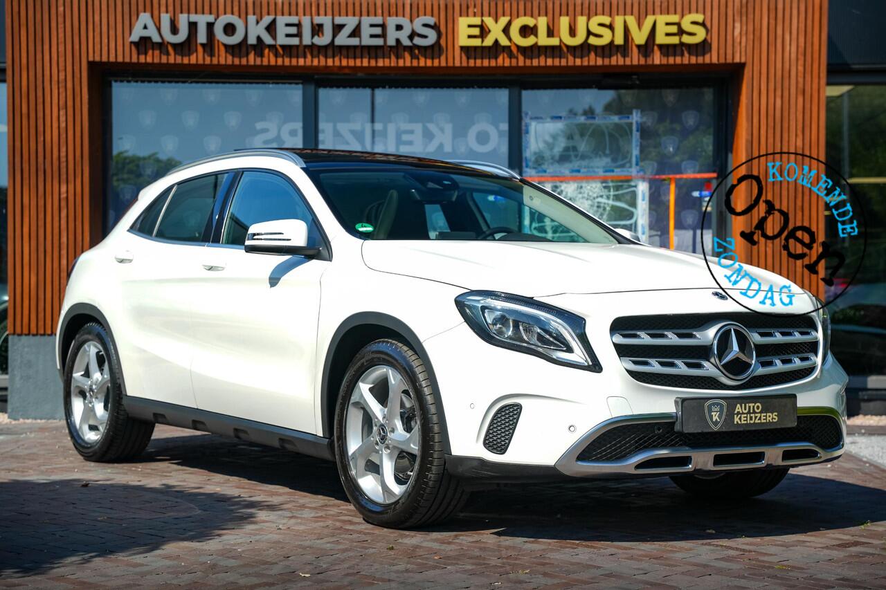 Mercedes-Benz GLA-KLASSE 180 Sport Edition Panoramadak Airco Stoelverw. PDC