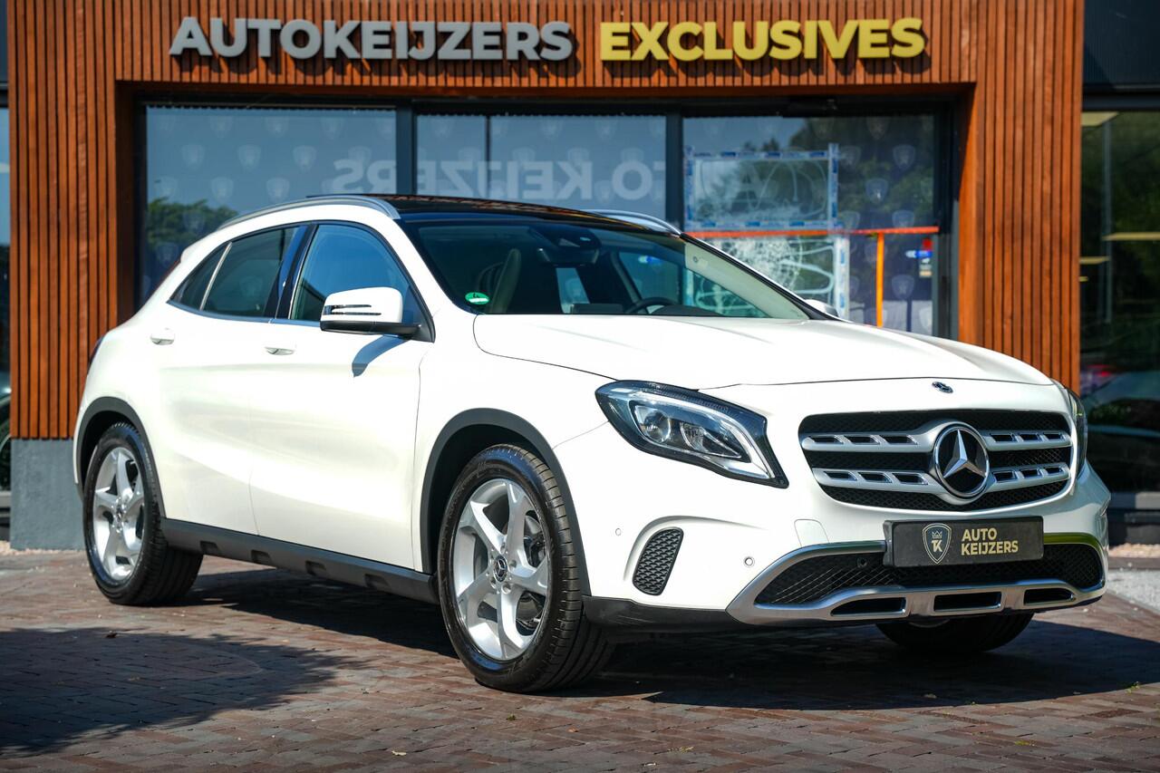 Mercedes-Benz GLA-KLASSE 180 Sport Edition Panoramadak Airco Stoelverw. PDC