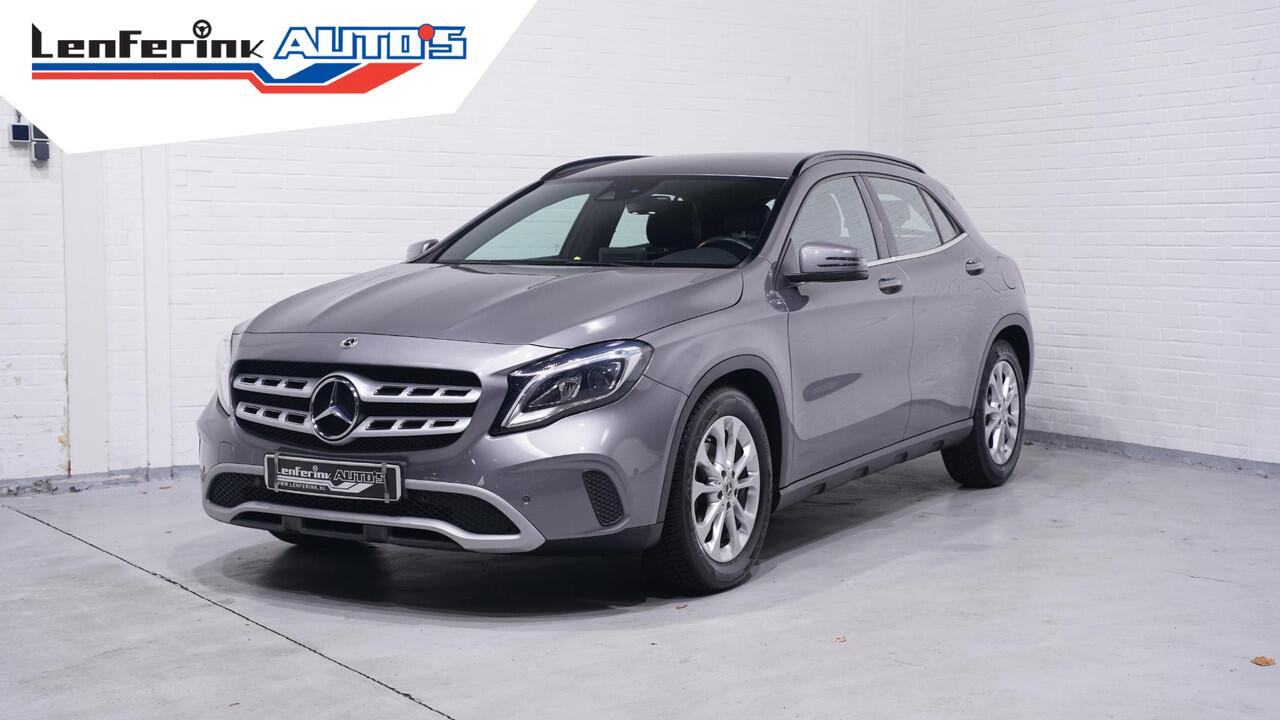 Mercedes-Benz GLA-KLASSE 180 Business Solution Limited Navi Clima Camera PDC NAP Leder/stof Sportstoelen Led koplampen Rijklaar!