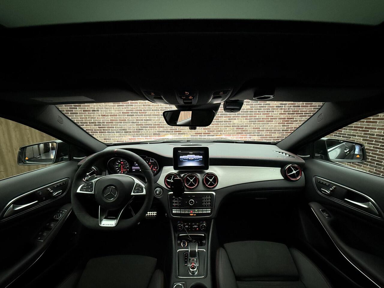 Mercedes-Benz GLA-KLASSE AMG 45 4MATIC Premium Plus Camera | Elektr. memorie stoelen | Panorama