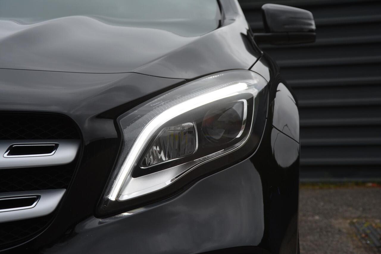 Mercedes-Benz GLA-KLASSE 180 Business Solution AMG Night Upgrade