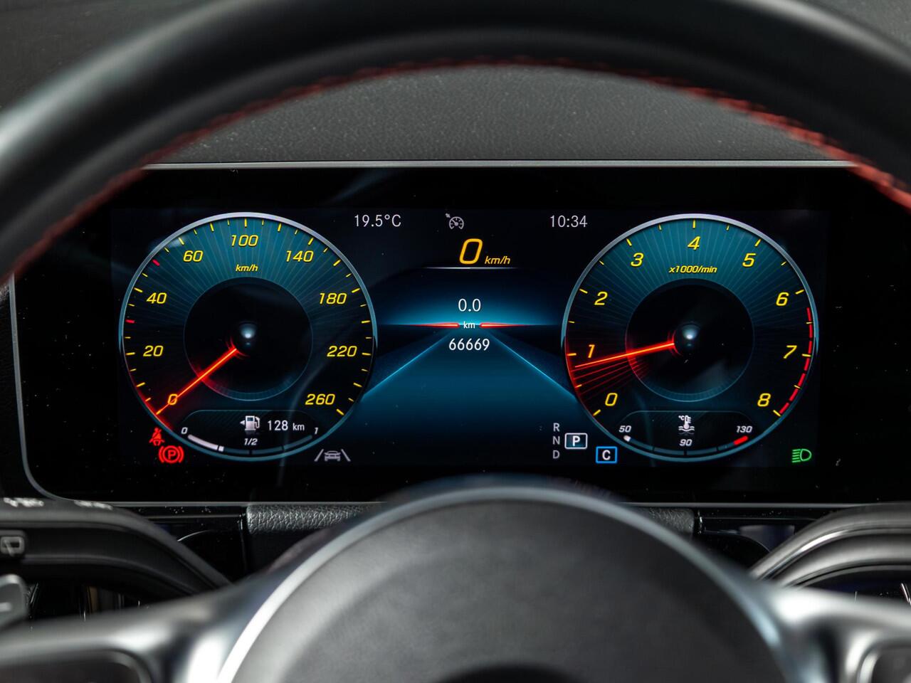 Mercedes-Benz GLA-KLASSE 200 Business Solution AMG