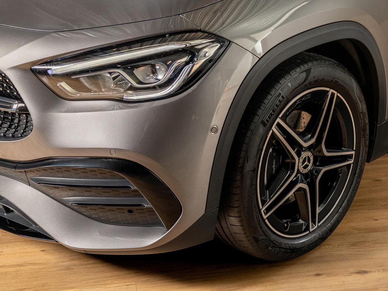 Mercedes-Benz GLA-KLASSE 200 Business Solution AMG