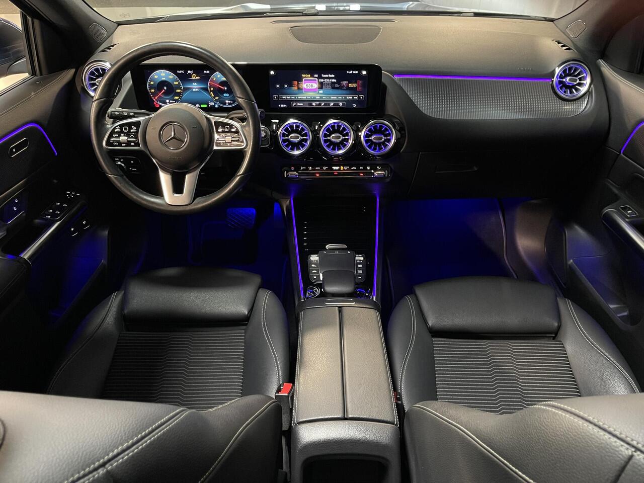 Mercedes-Benz GLA-KLASSE 250 e Progressive 19"/Panoramadak/Adaptieve cruise/Sfeerverlichting/Stoelverwarming/Camera/Elektrische klep