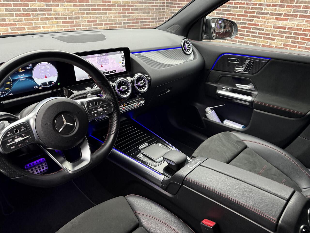 Mercedes-Benz GLA-KLASSE 200 Business Solution AMG | Dak| Memory| Cam|