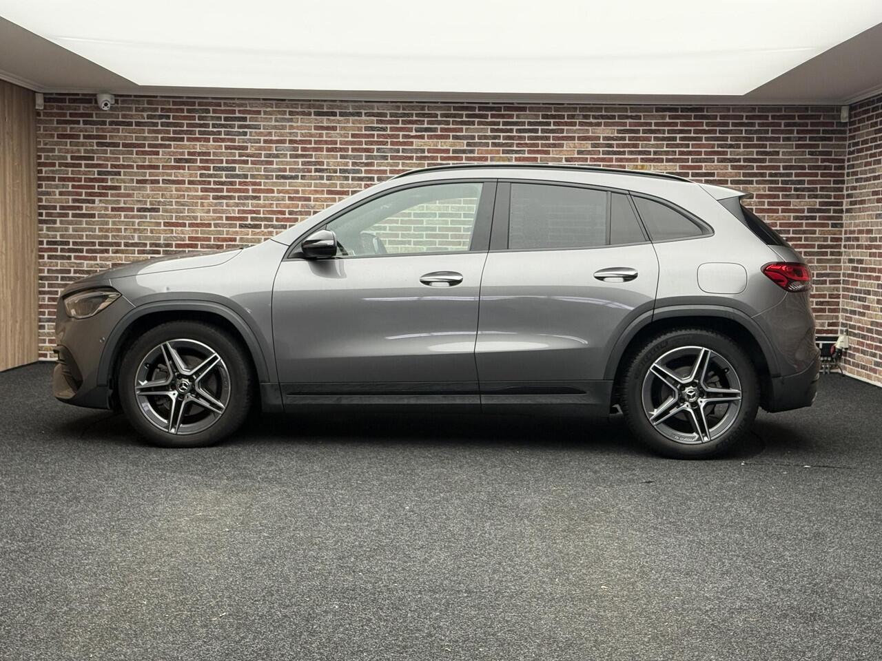 Mercedes-Benz GLA-KLASSE 200 Business Solution AMG | Dak| Memory| Cam|