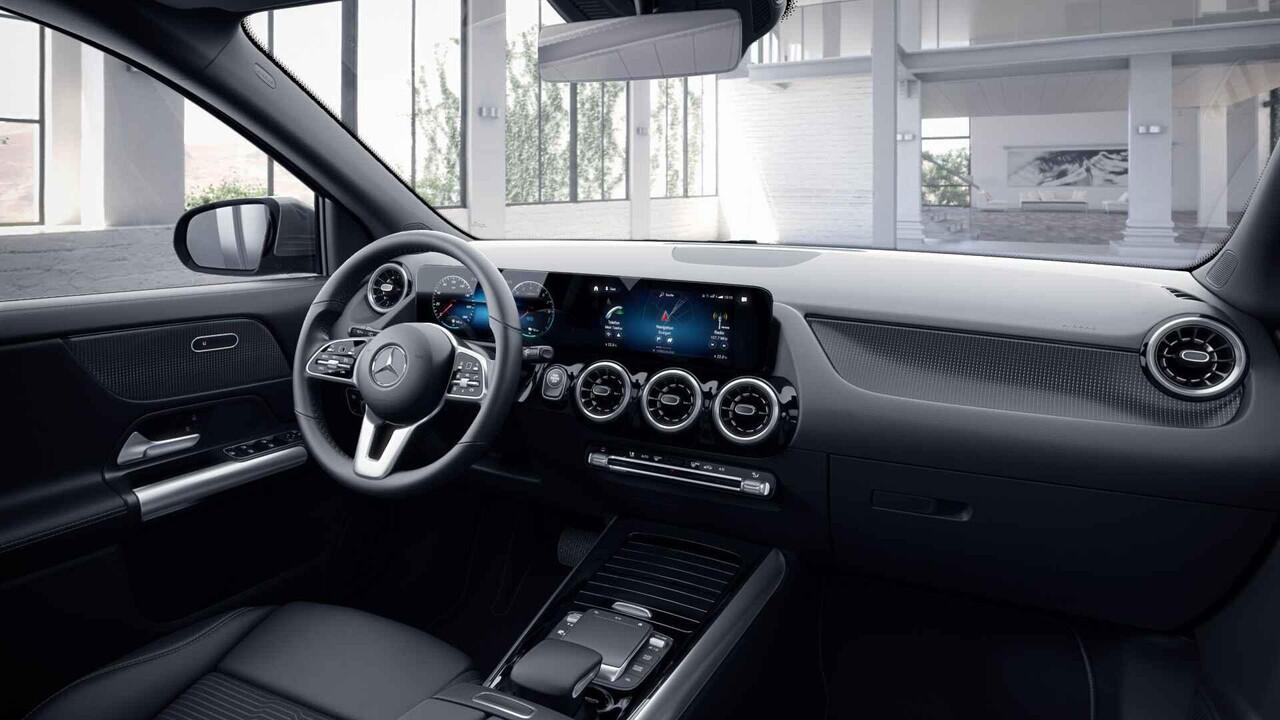 Mercedes-Benz GLA-KLASSE 250 e Style | Stoelverwarming | Widescreen | Achteruitrijcamera | 18" lichtmetalen velgen |