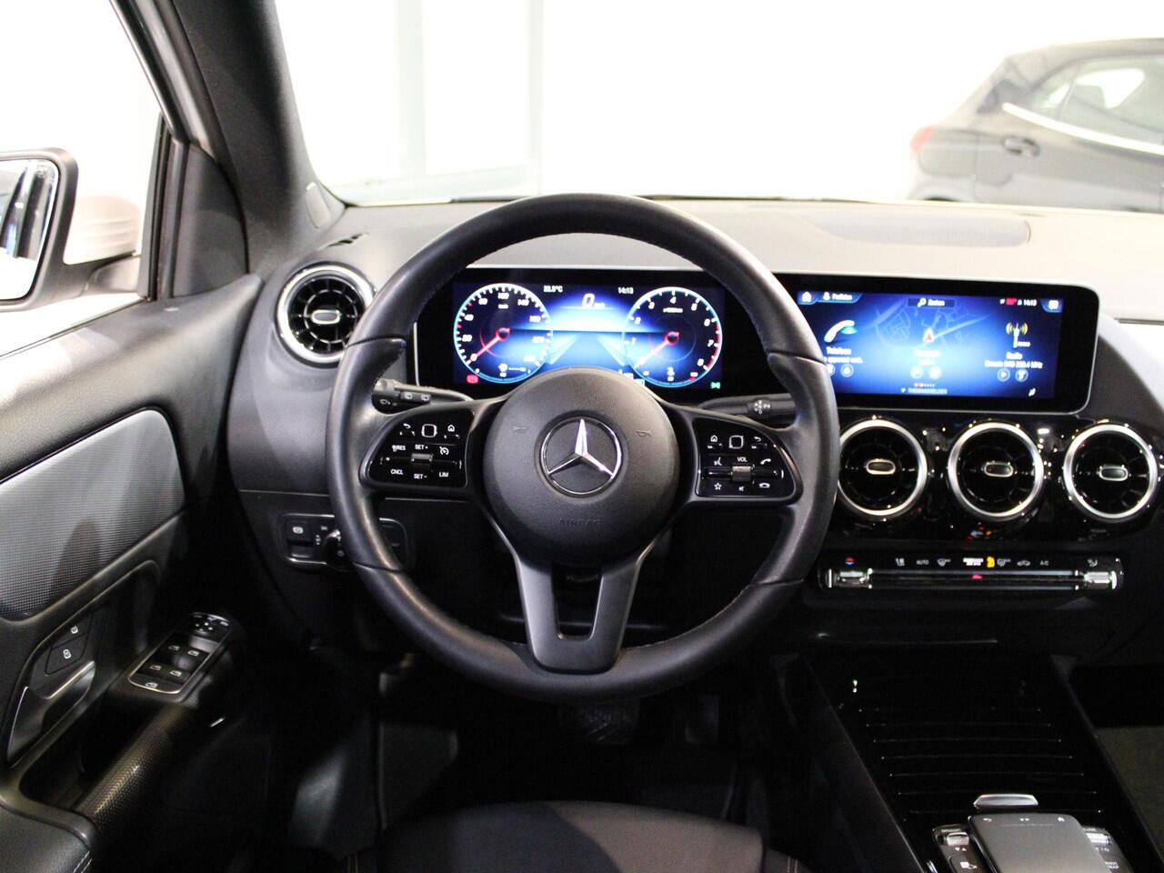 Mercedes-Benz GLA-KLASSE 200 Progressive