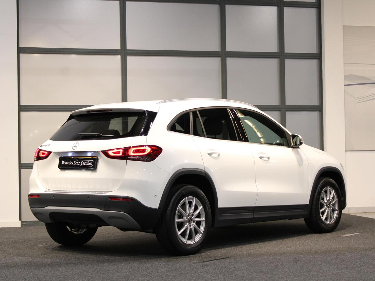 Mercedes-Benz GLA-KLASSE 200 Progressive
