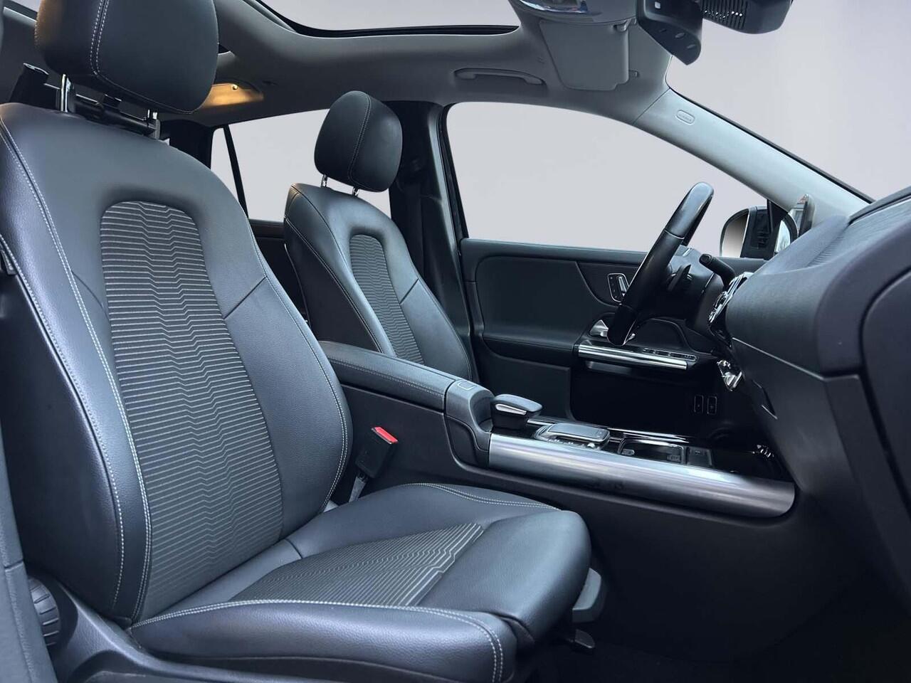 Mercedes-Benz GLA-KLASSE 250 e Business Solution Luxury Limited /Apple & Android carplay/360° camera/Panoramadak/Elektr. stoel +mem/Stoelverwarming/Elektr. trekhaak/ (MET GARANTIE*)