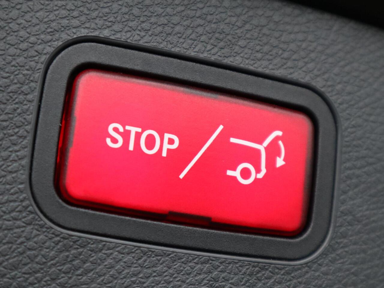 Mercedes-Benz GLA-KLASSE 180 Business Solution AMG