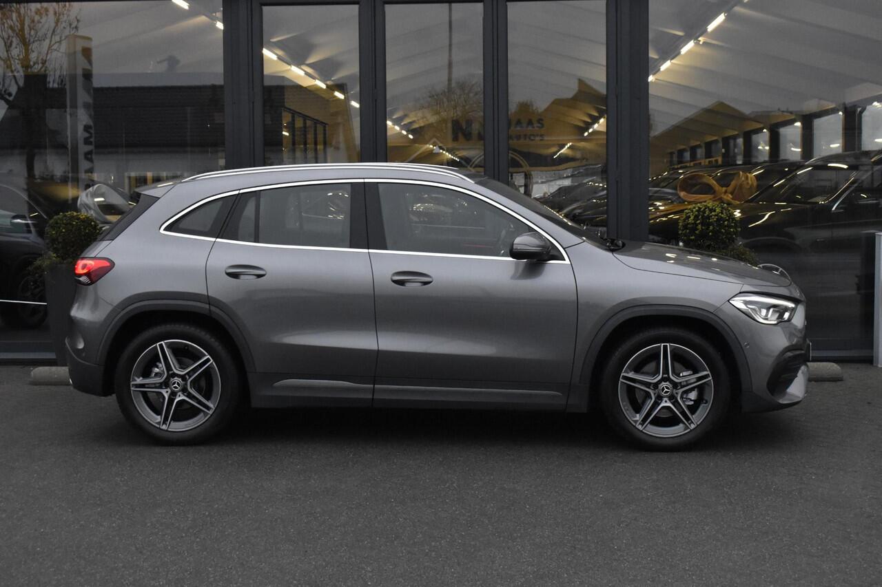 Mercedes-Benz GLA-KLASSE 200 AMG Line