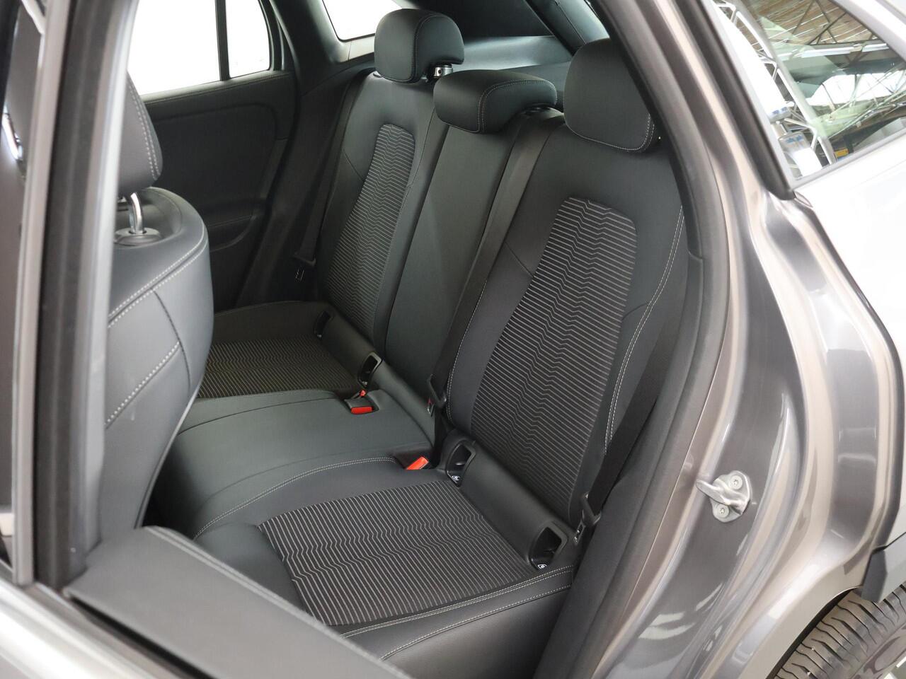 Mercedes-Benz GLA-KLASSE 250 e Luxury Line | Apple carplay | Widescreen cockpit |