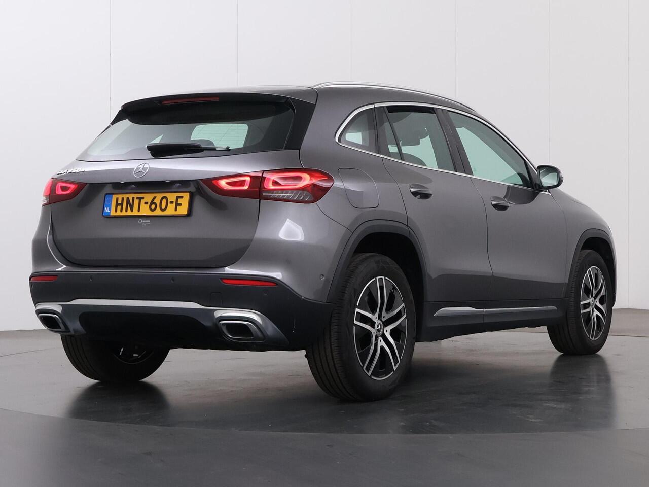 Mercedes-Benz GLA-KLASSE 250 e Luxury Line | Apple carplay | Widescreen cockpit |