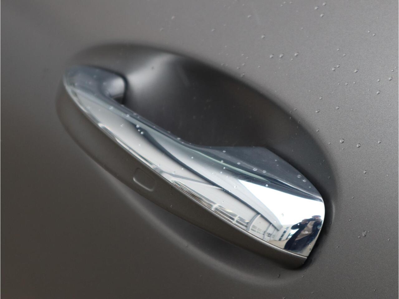 Mercedes-Benz GLA-KLASSE 250 e Luxury Line