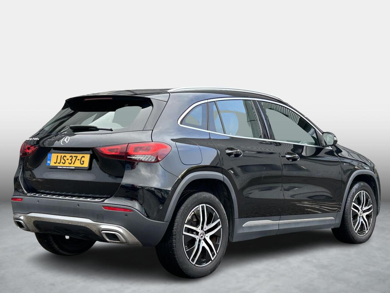 Mercedes-Benz GLA-KLASSE 250 e Progressive