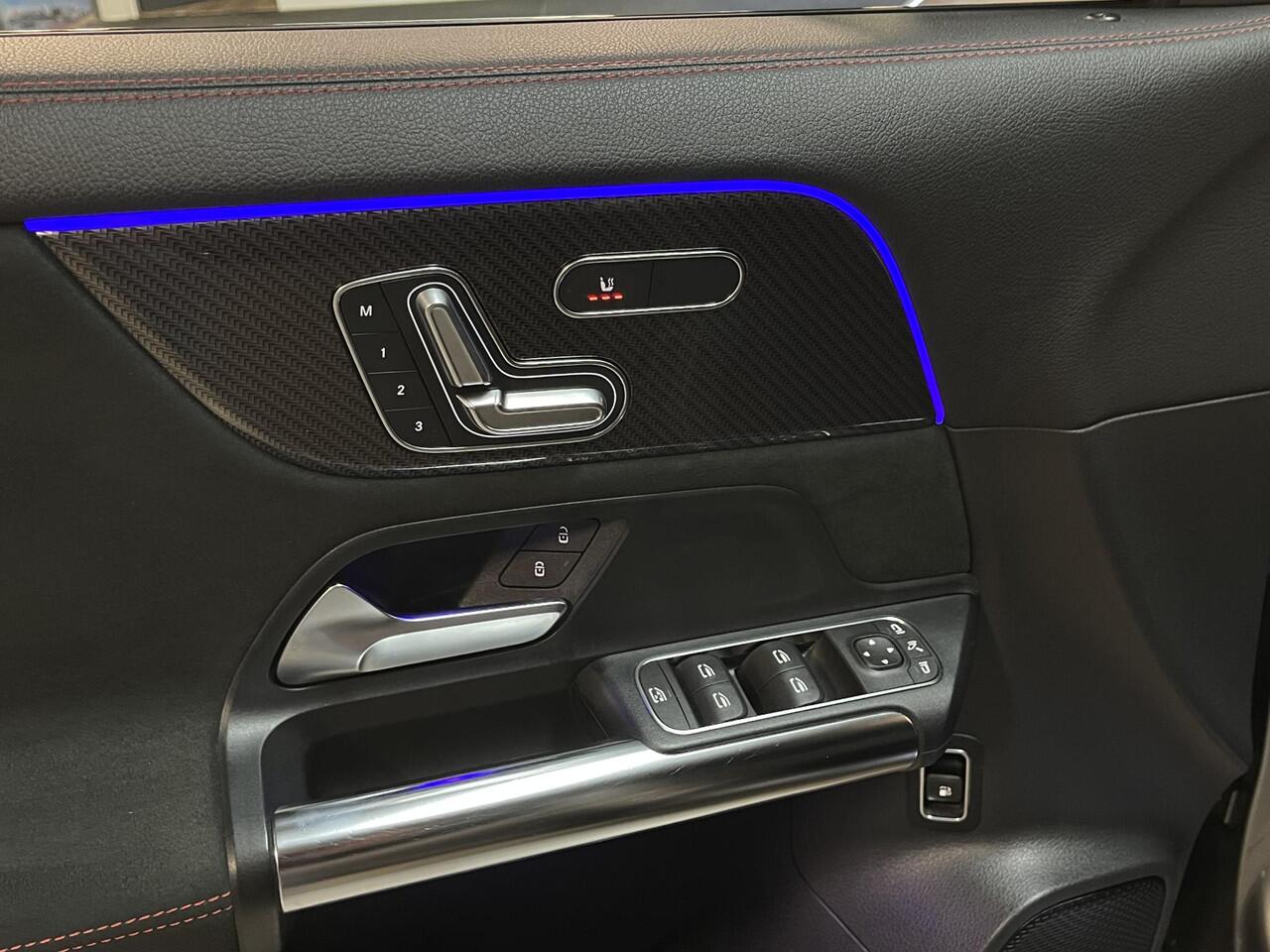 Mercedes-Benz GLA-KLASSE 250 e AMG Line 20"/Panoramadak/Memory stoel l+r/Matrix LED/Keyless/Sfeerverlichting/Stoelverwarming/Camera/Elektrische klep