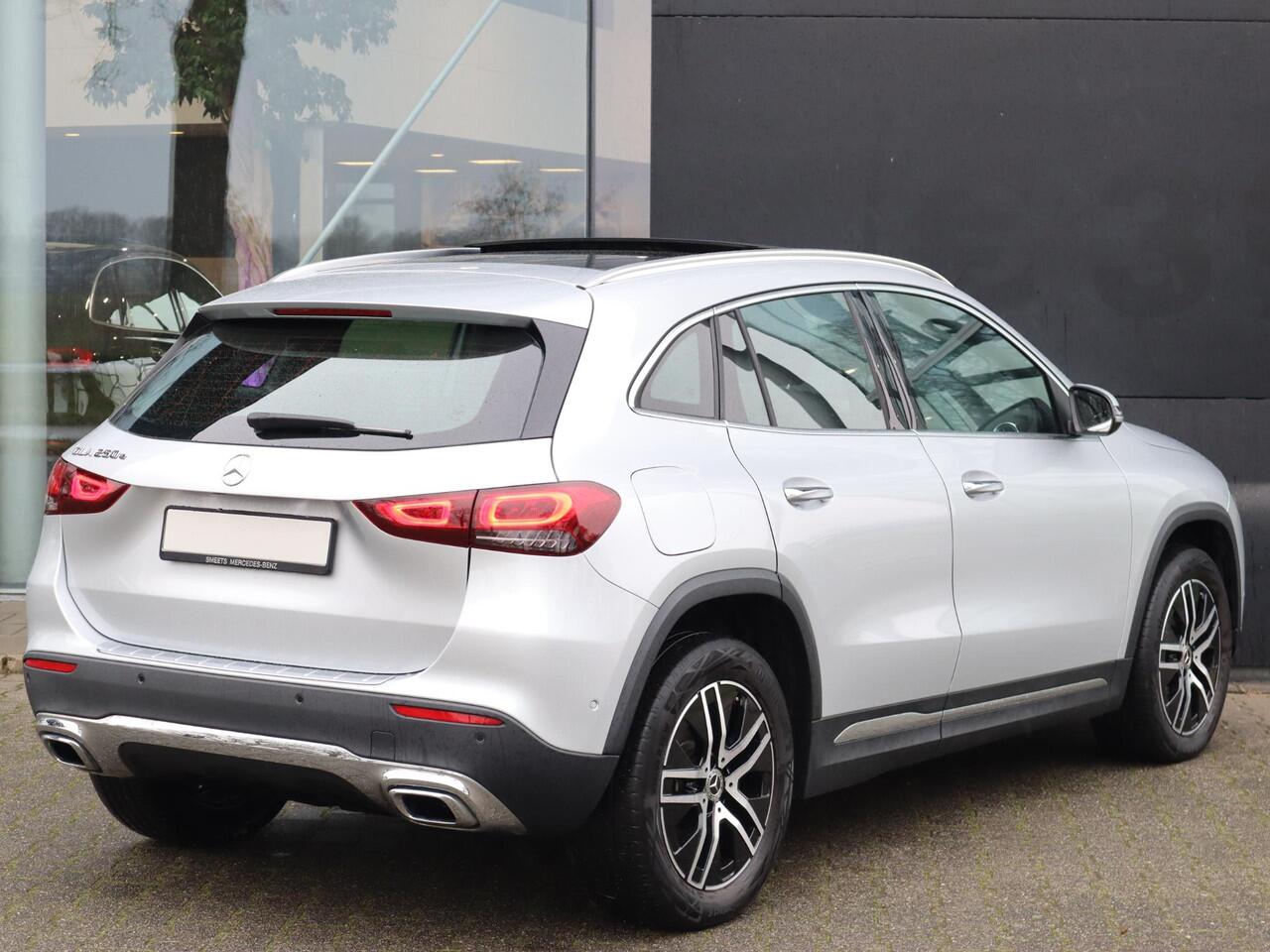 Mercedes-Benz GLA-KLASSE 250 e Luxury Line