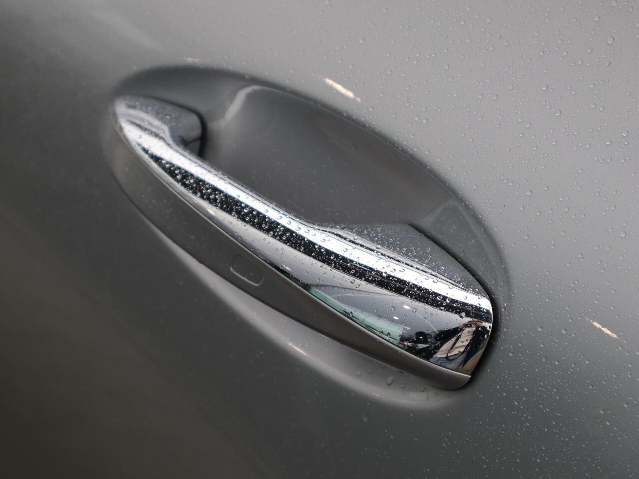 Mercedes-Benz GLA-KLASSE 250 e Luxury Line