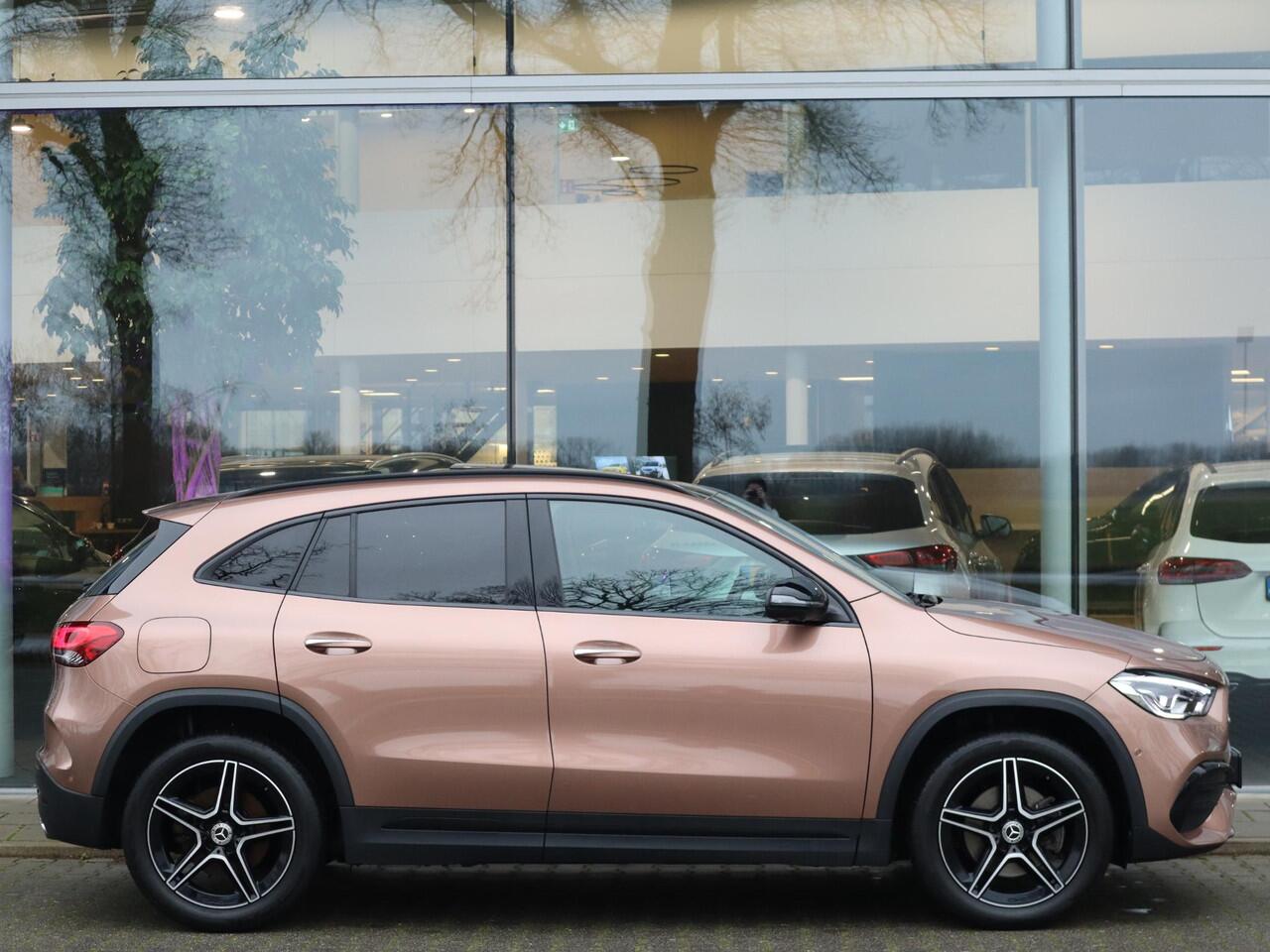 Mercedes-Benz GLA-KLASSE 250 e AMG line