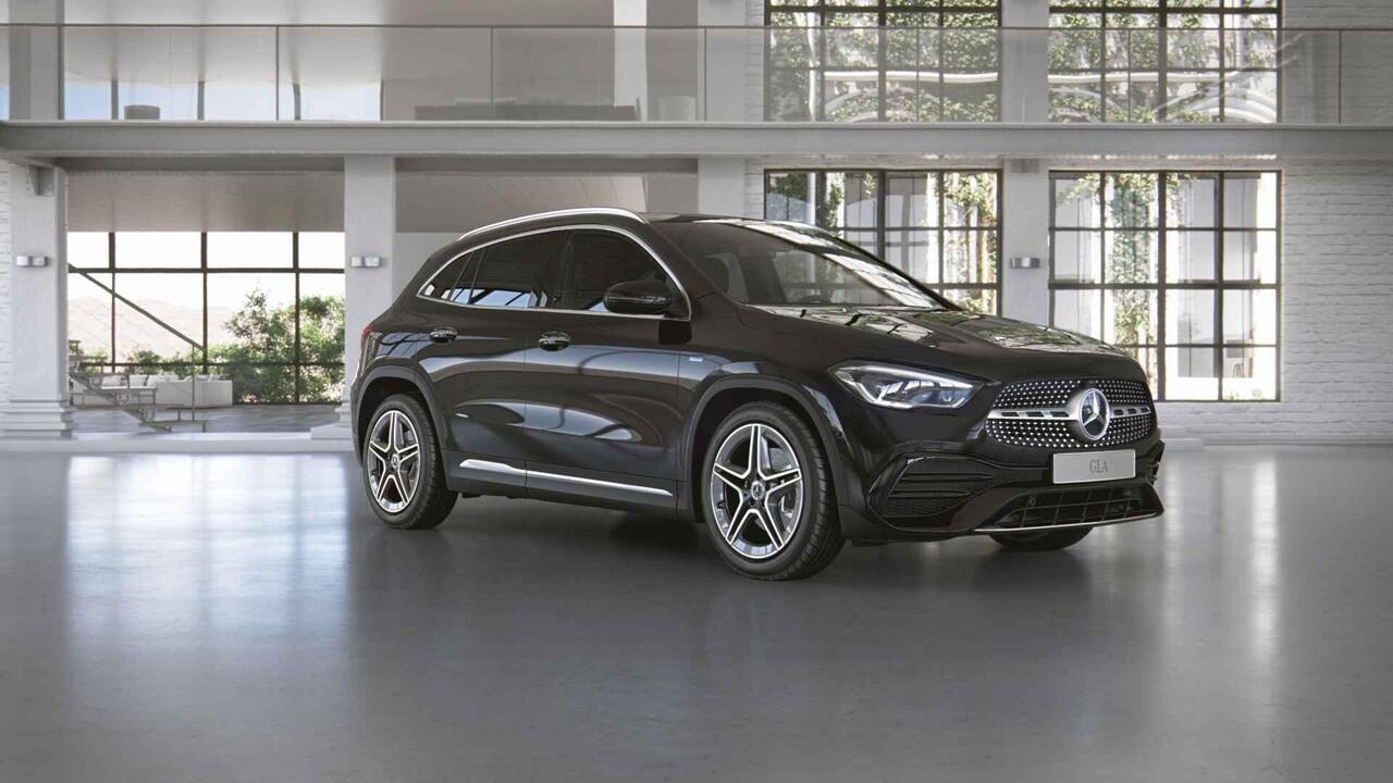 Mercedes-Benz GLA-KLASSE 250 e Business Solution AMG Limited | Panoramadak | Memory stoelen | Trekhaak | Stoelverwarming | Elektrische achterklep |