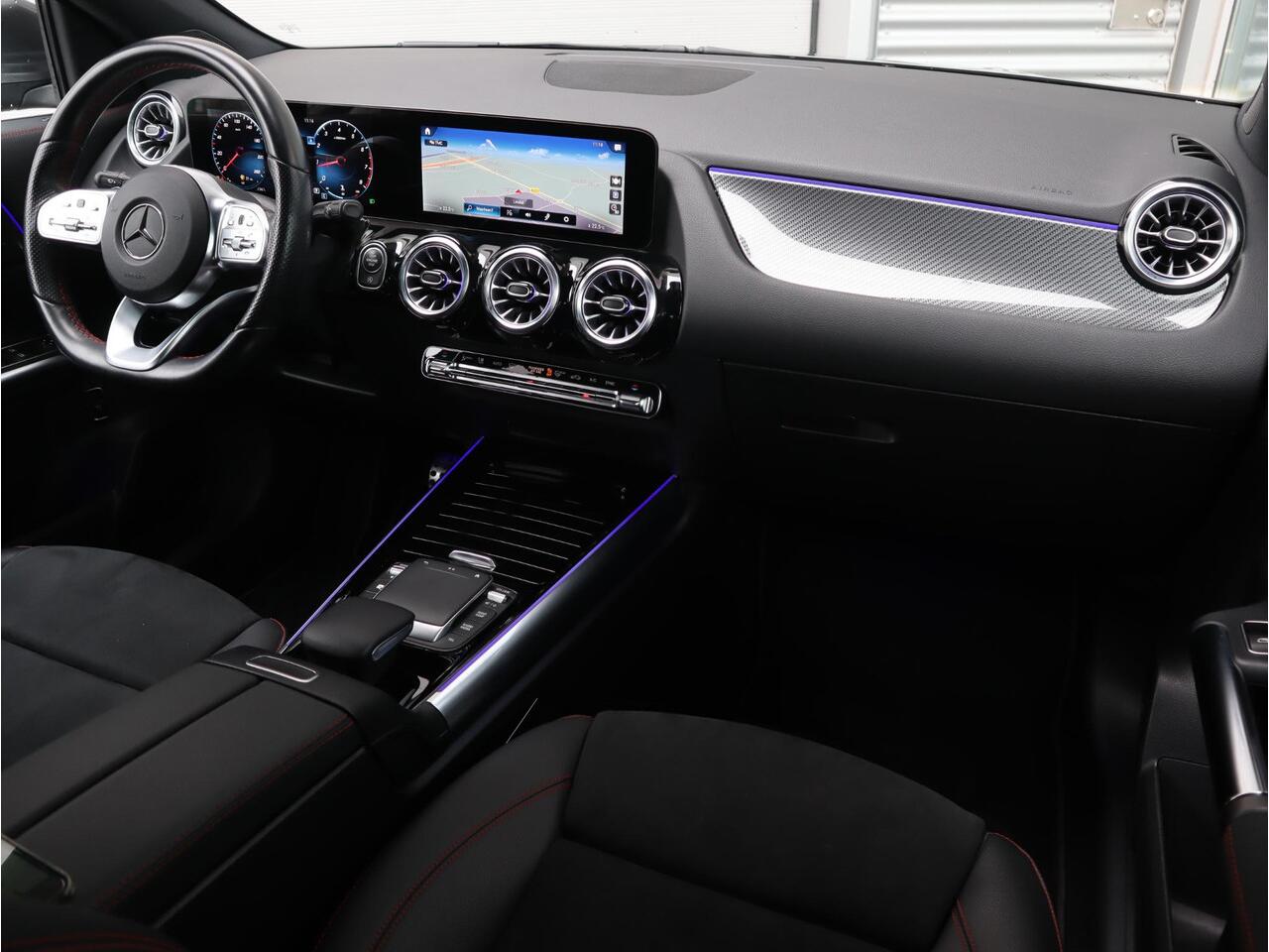 Mercedes-Benz GLA-KLASSE 200 Business Solution AMG