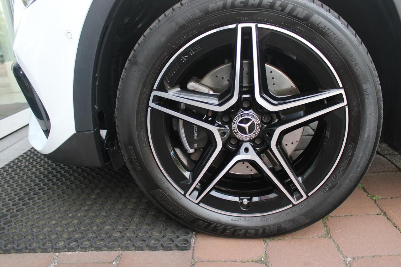 Mercedes-Benz GLA-KLASSE 250 e 218PK AUTOMAAT BUSINESS SOLUTION AMG | PANORAMISCH SCHUIF/KANTEL DAK | ELEKTRISCHE ACHTER KLEP | MULTIBEAM LED MATRIX KOPLAMPEN | STOEL VERWARMING | KEYLESS ENTRY/START | NAVIGATIE | DAB+ RADIO | APPLE CARPLAY /ANDROID AUTO | ADAPTIVE CRUISE CONTROL