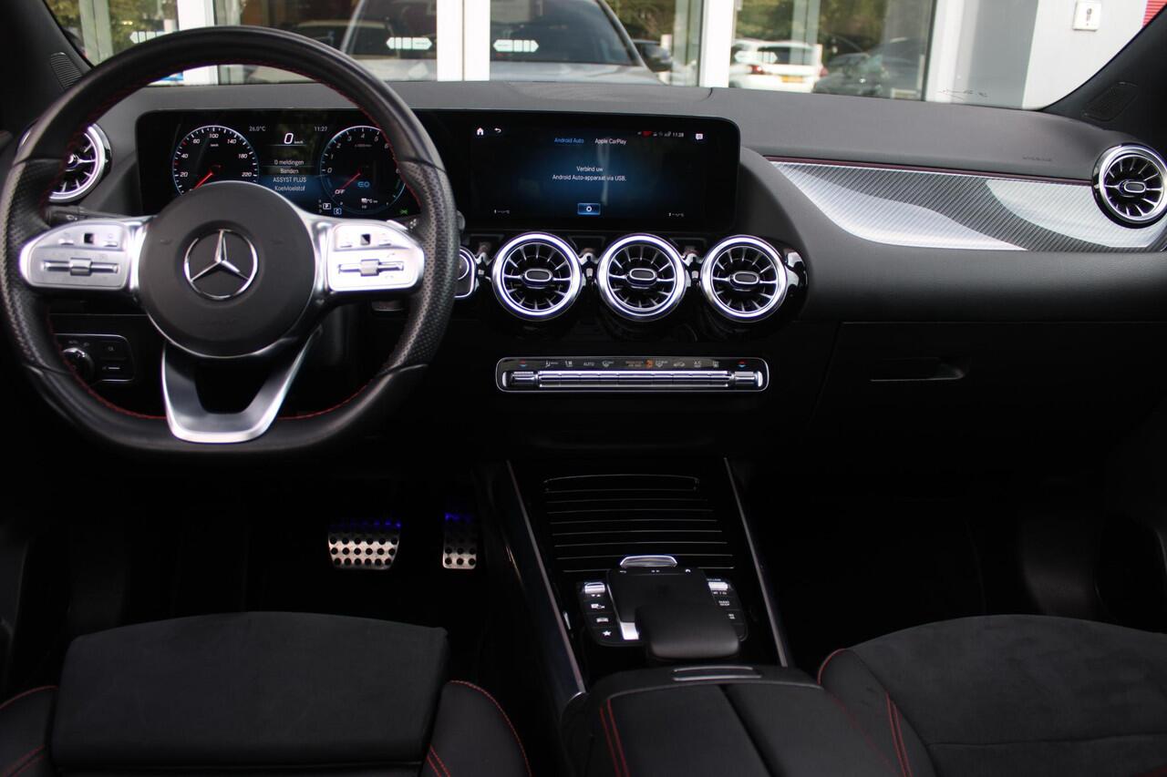 Mercedes-Benz GLA-KLASSE 250 e 218PK AUTOMAAT BUSINESS SOLUTION AMG | PANORAMISCH SCHUIF/KANTEL DAK | ELEKTRISCHE ACHTER KLEP | MULTIBEAM LED MATRIX KOPLAMPEN | STOEL VERWARMING | KEYLESS ENTRY/START | NAVIGATIE | DAB+ RADIO | APPLE CARPLAY /ANDROID AUTO | ADAPTIVE CRUISE CONTROL
