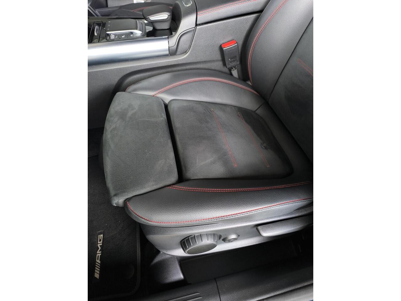 Mercedes-Benz GLA-KLASSE 250 e Business Solution AMG Limited Org NL auto, led koplampen,electr A klep, carplay Dab audio, leder alcantara, stoel verwarming