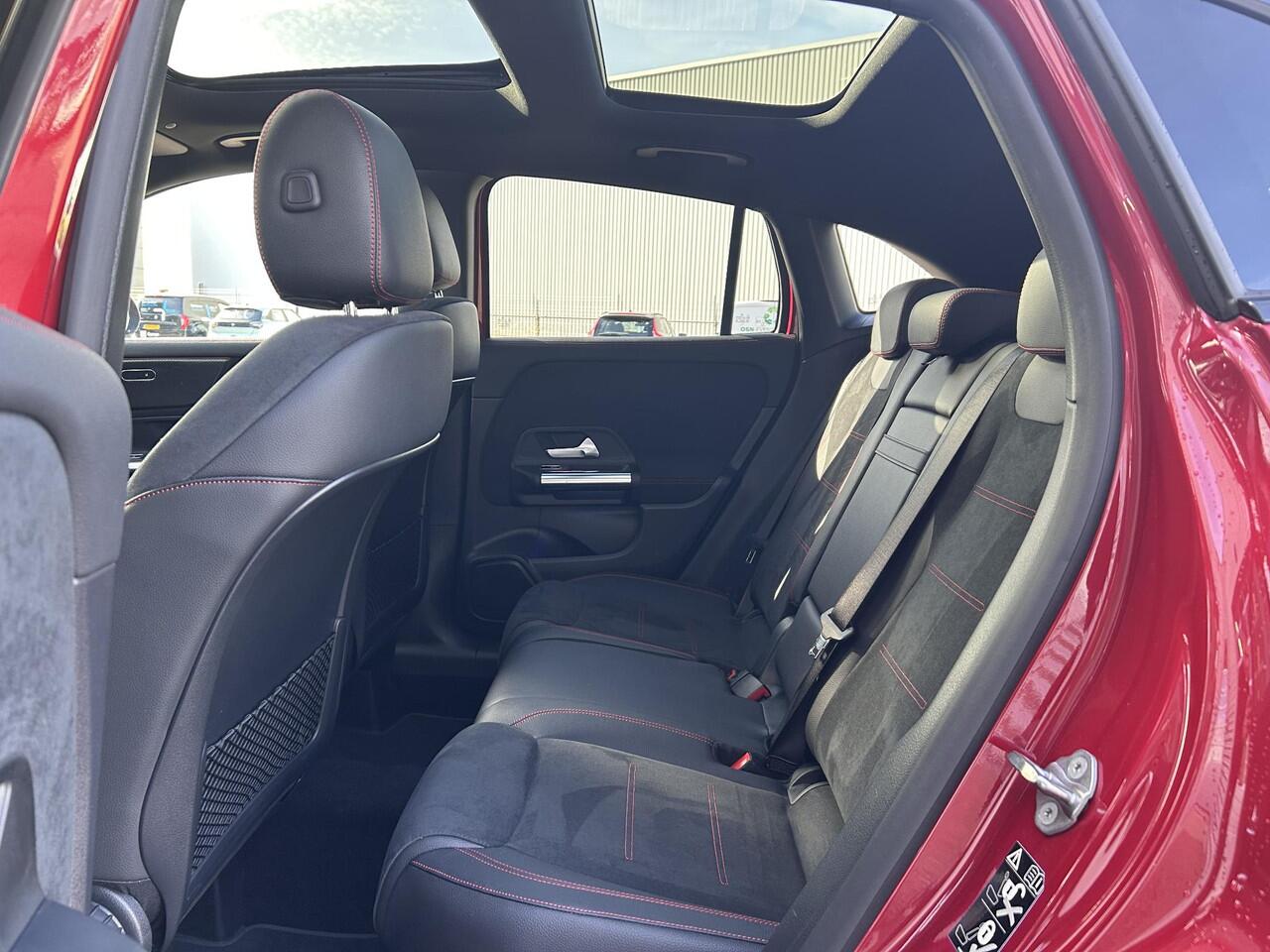 Mercedes-Benz GLA-KLASSE 250 e AMG Line | Panoramadak | Cruise Control | Stoelverwarming | Apple Carplay