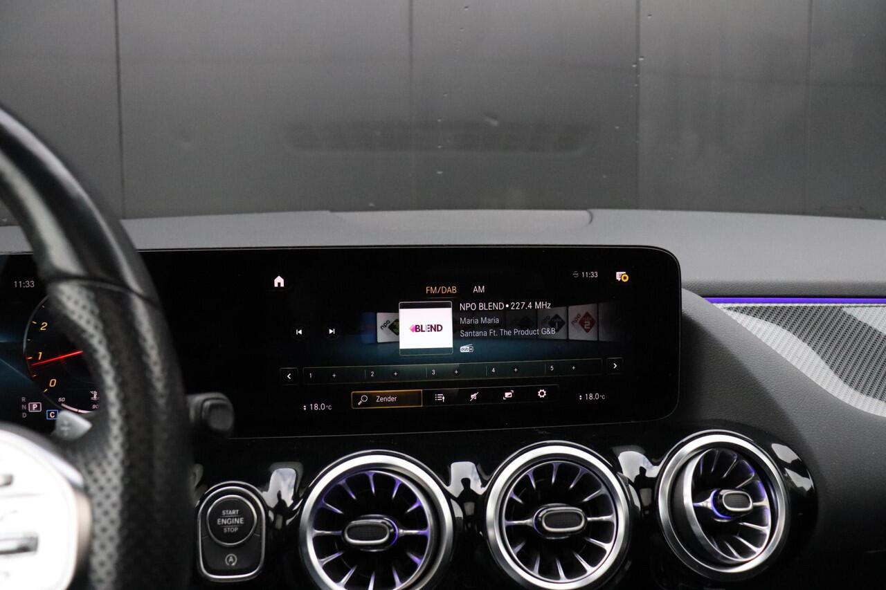 Mercedes-Benz GLA-KLASSE 180 AMG Line | PANO | CAMERA | NAVI | CRUISE | LMV |