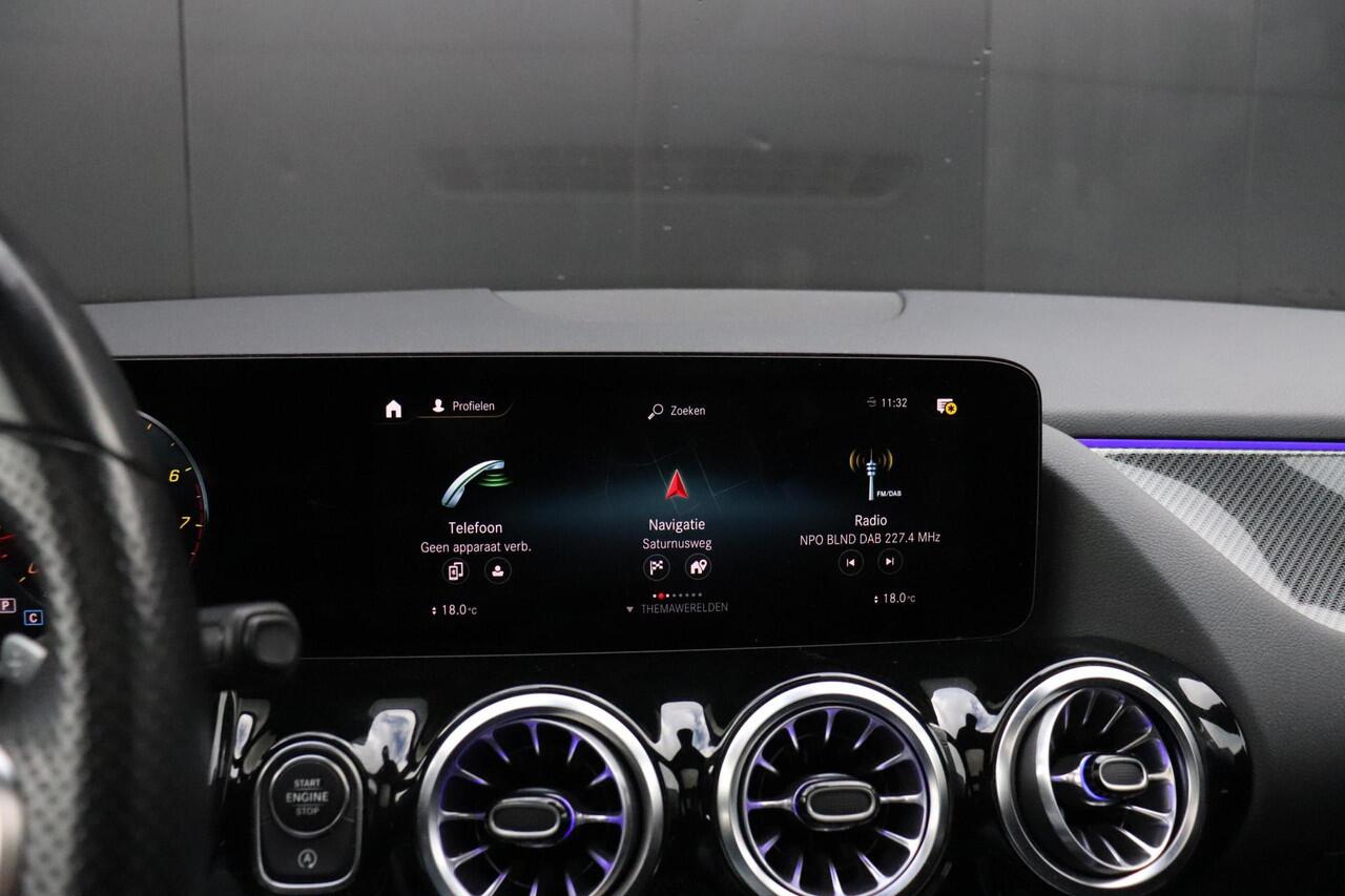 Mercedes-Benz GLA-KLASSE 180 AMG Line | PANO | CAMERA | NAVI | CRUISE | LMV |