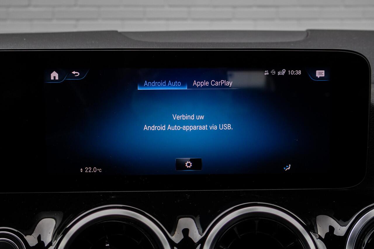 Mercedes-Benz GLA-KLASSE 250 e Camera|PDC|App|Lane assist|Half-Leder|Plug-In|