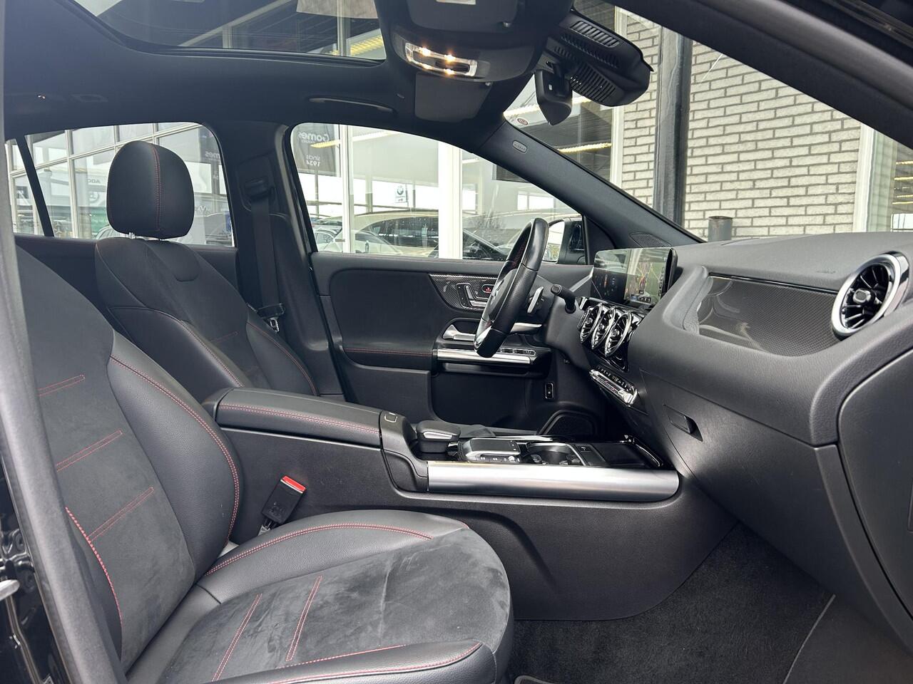 Mercedes-Benz GLA-KLASSE 250 e AMG | Panoramadak | Head-Up