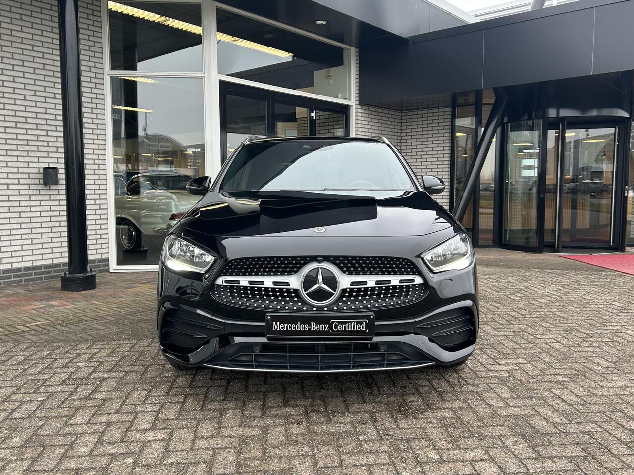 Mercedes-Benz GLA-KLASSE 250 e AMG | Panoramadak | Head-Up