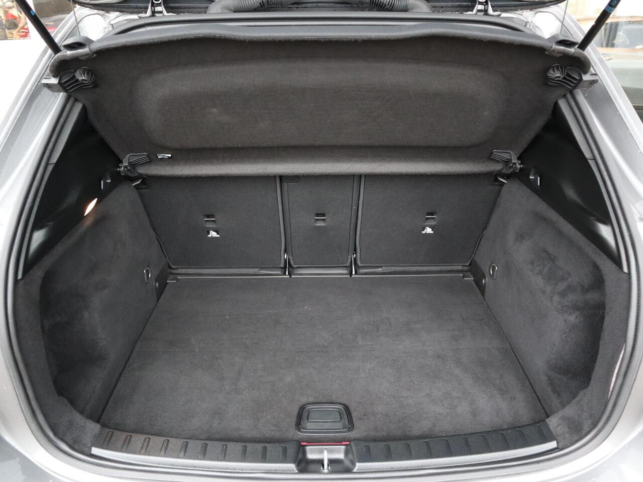 Mercedes-Benz GLA-KLASSE 250 e AMG Line