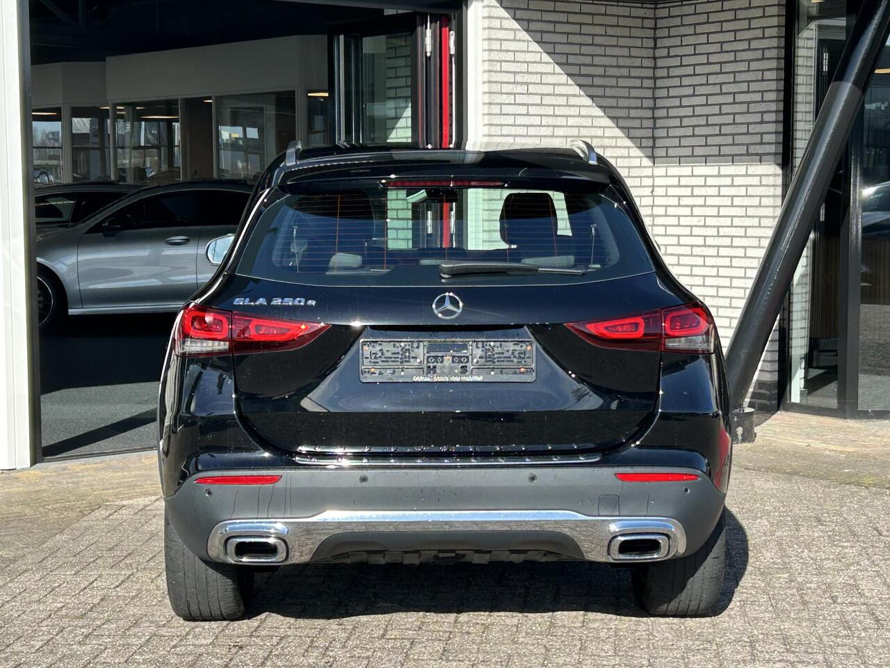Mercedes-Benz GLA-KLASSE 250 e Luxury | Adaptieve Cruise Control