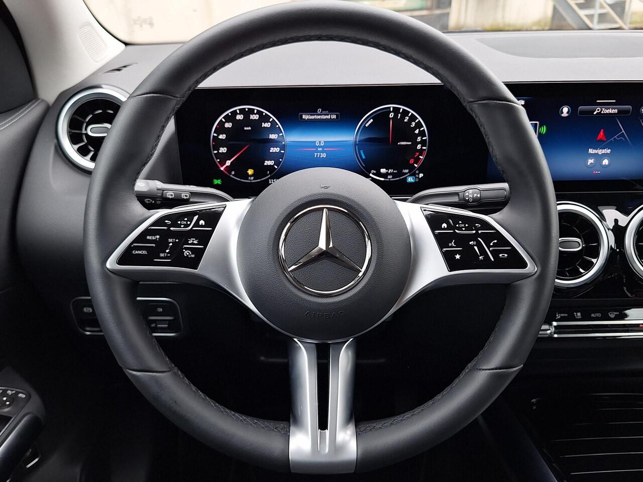 Mercedes-Benz GLA-KLASSE 250 e Trekhaak | Widescreen