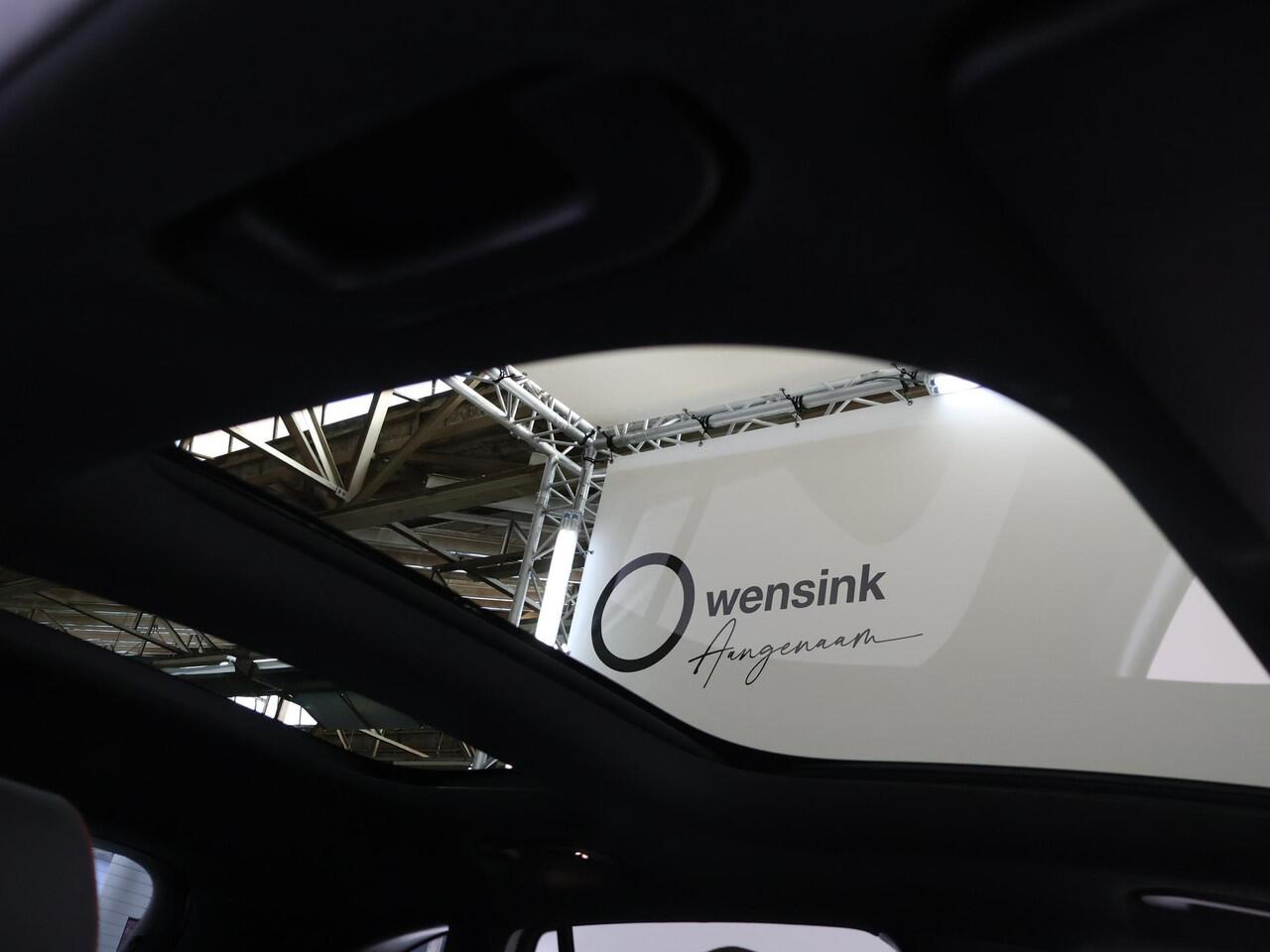 Mercedes-Benz GLA-KLASSE 250 e AMG Line | Night | Panoramadak | Multibeam | Memory | Rijassistentiepakket | 360 graden camera |