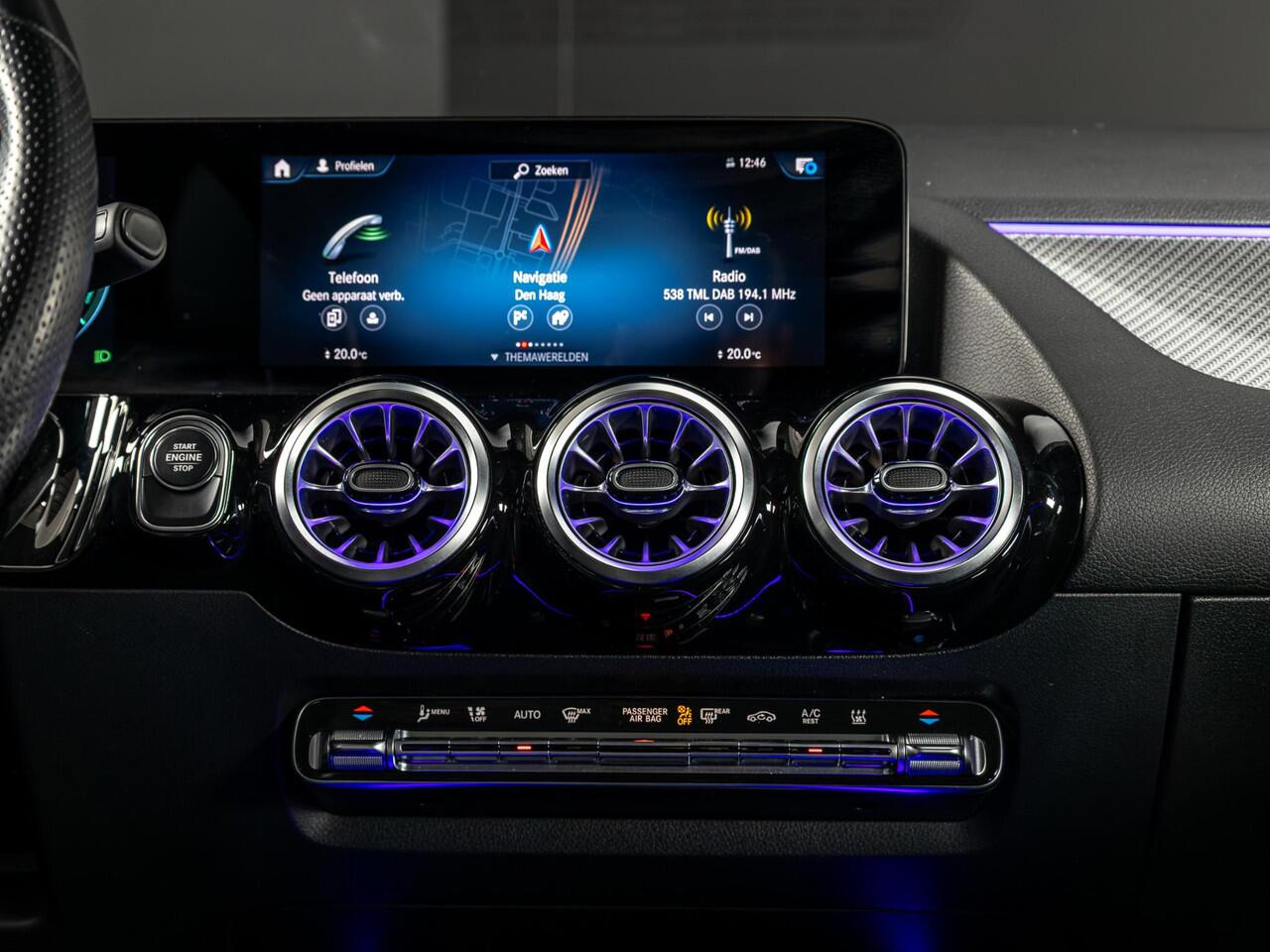 Mercedes-Benz GLA-KLASSE 250 e AMG Line Panorama dak