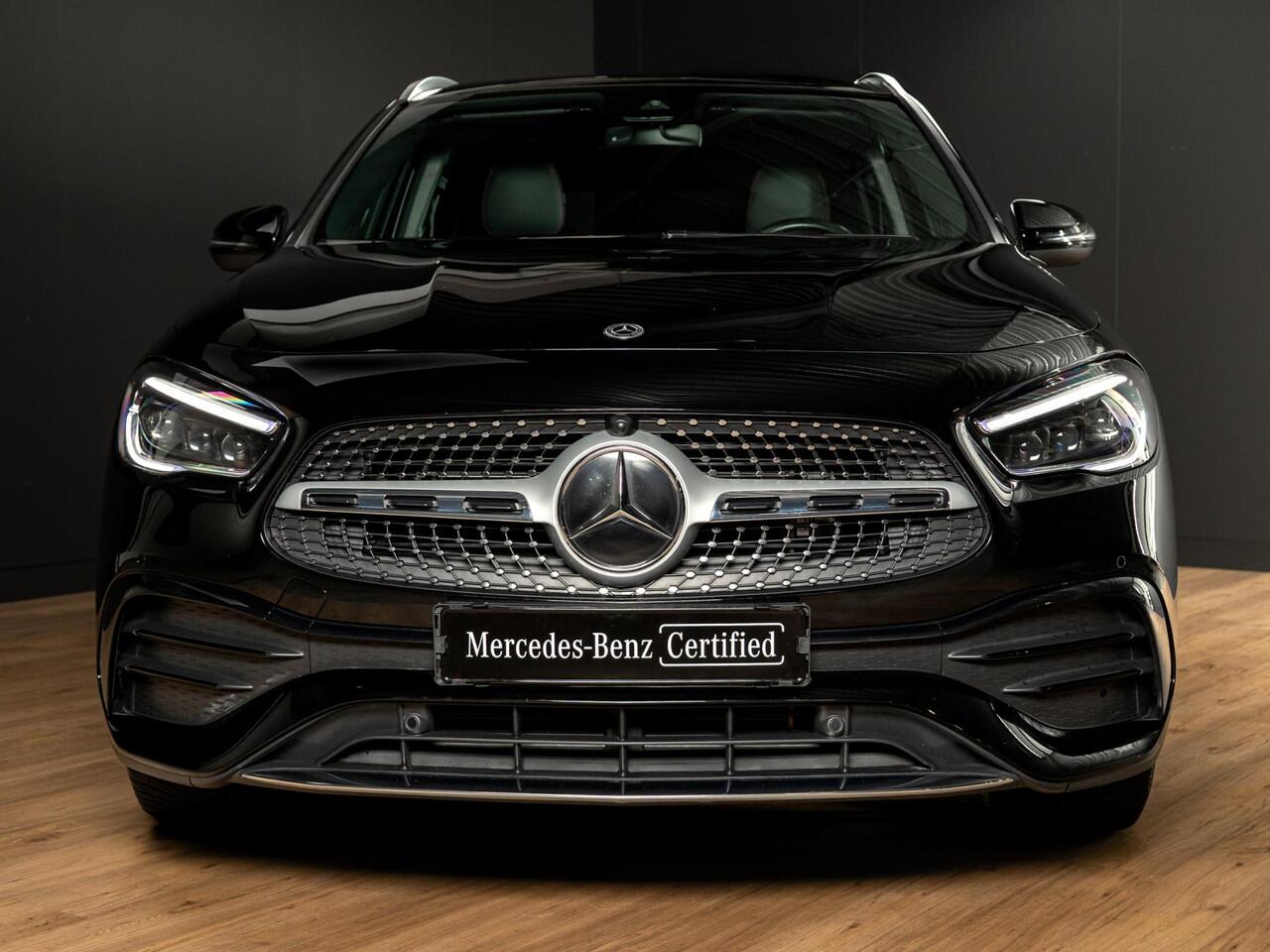 Mercedes-Benz GLA-KLASSE 250 e AMG Line Panorama dak