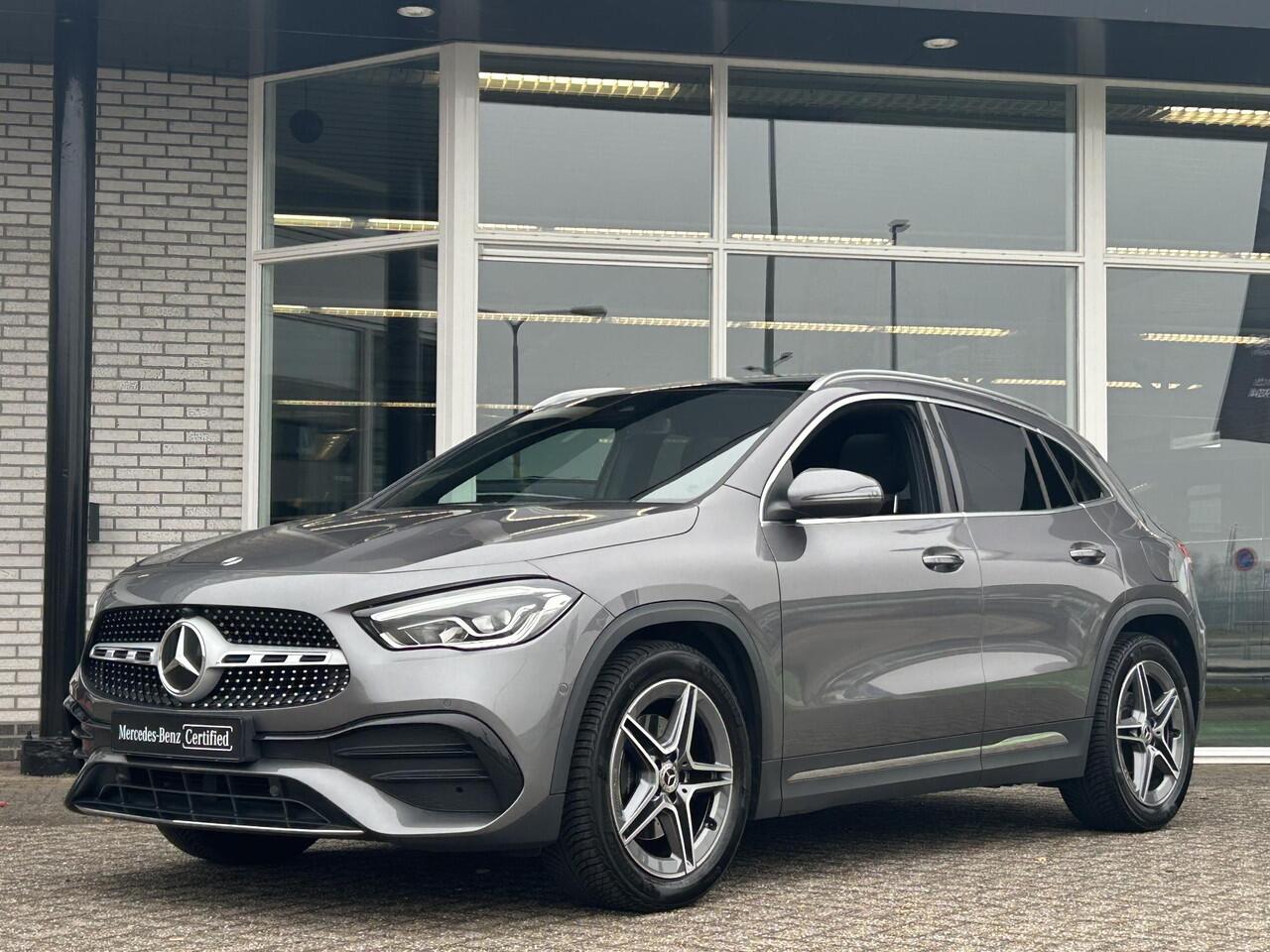 Mercedes-Benz GLA-KLASSE 180 AMG | Panoramadak | Sfeerverlichting