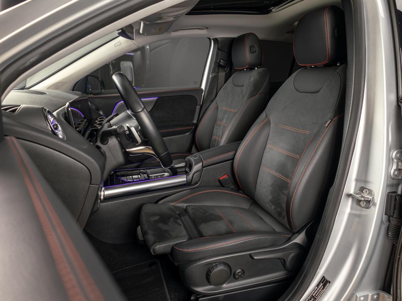 Mercedes-Benz GLA-KLASSE 250 e AMG Line Panorama dak