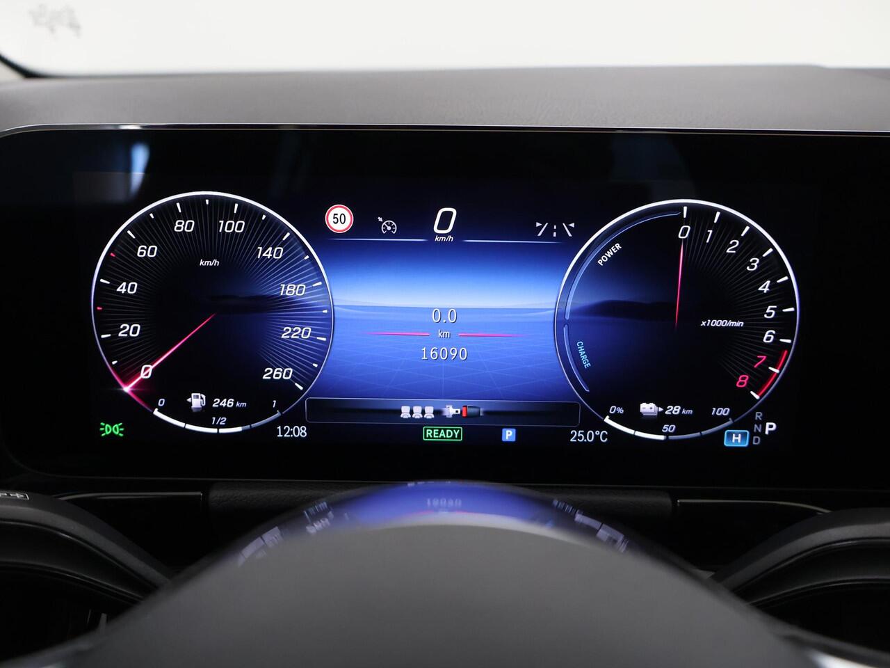 Mercedes-Benz GLA-KLASSE 250 e Business Line | Widscreen | Sfeerverlichting | Elektrische achterklep |